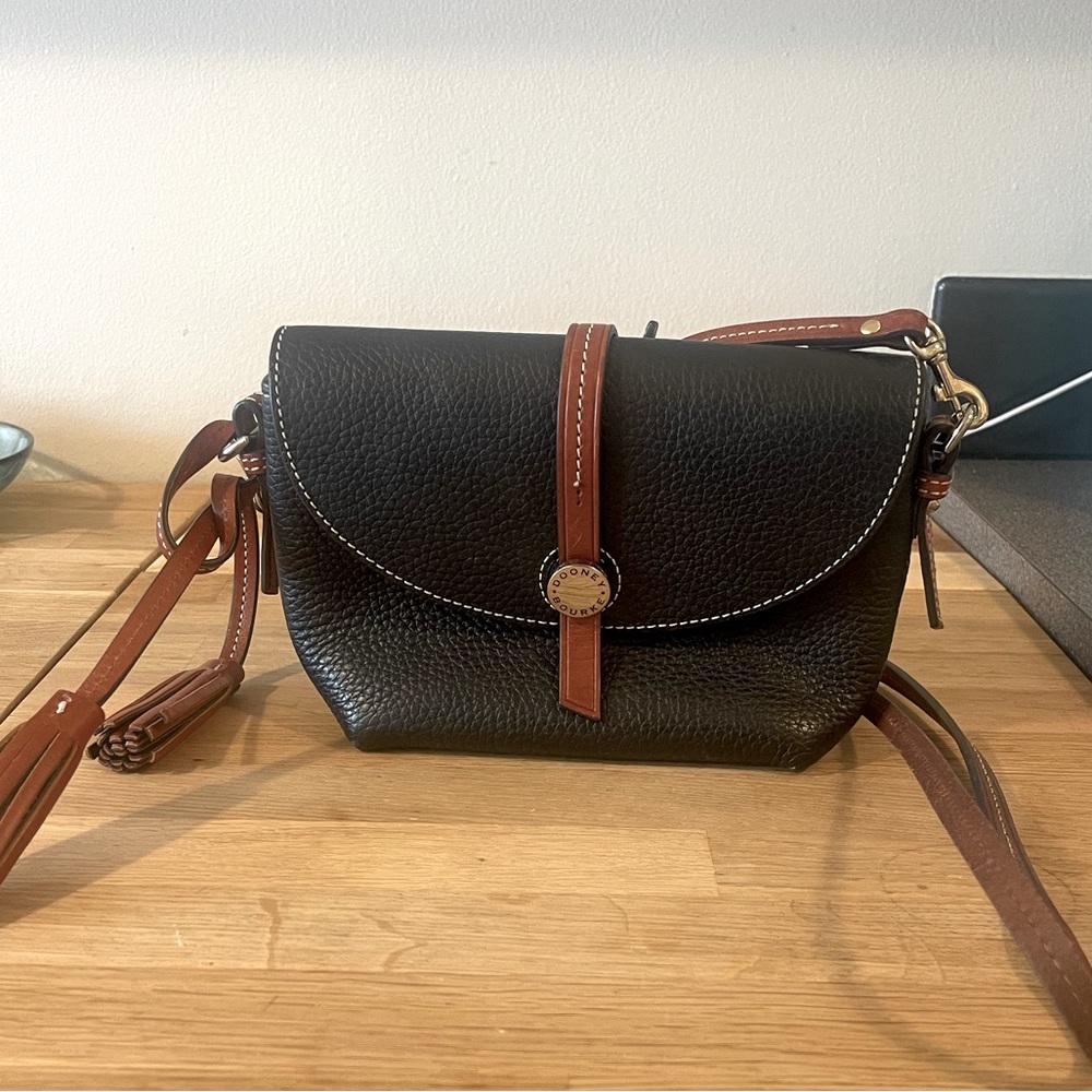 Dooney and Bourke Crossbody Purse
